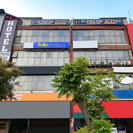 Fabhotel Supreme Suites Ludhiana Buitenkant foto