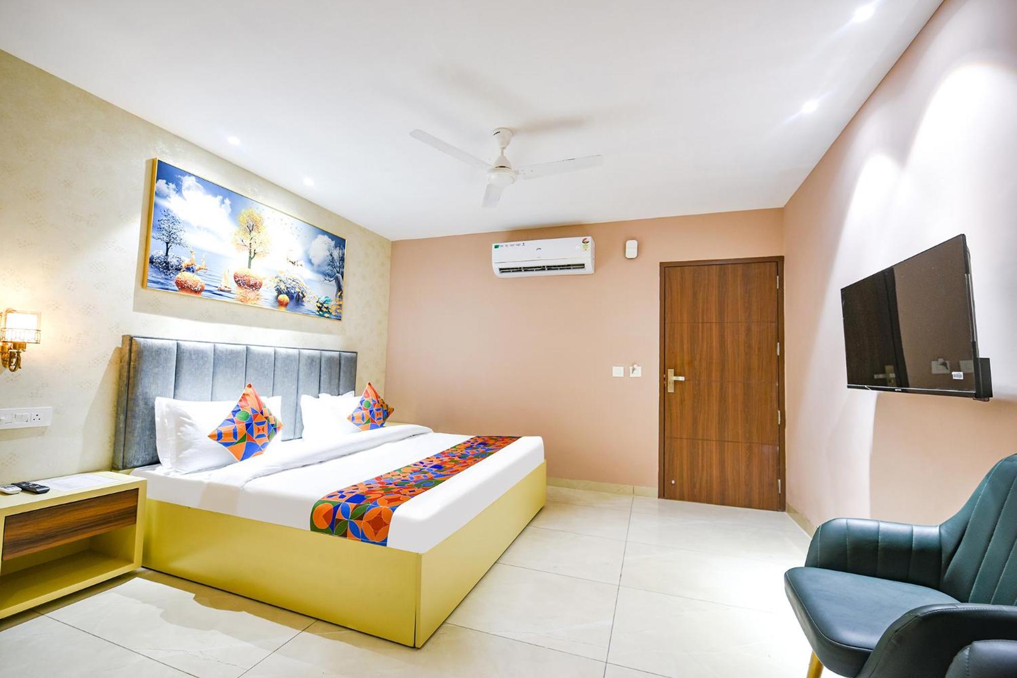Fabhotel Supreme Suites Ludhiana Buitenkant foto