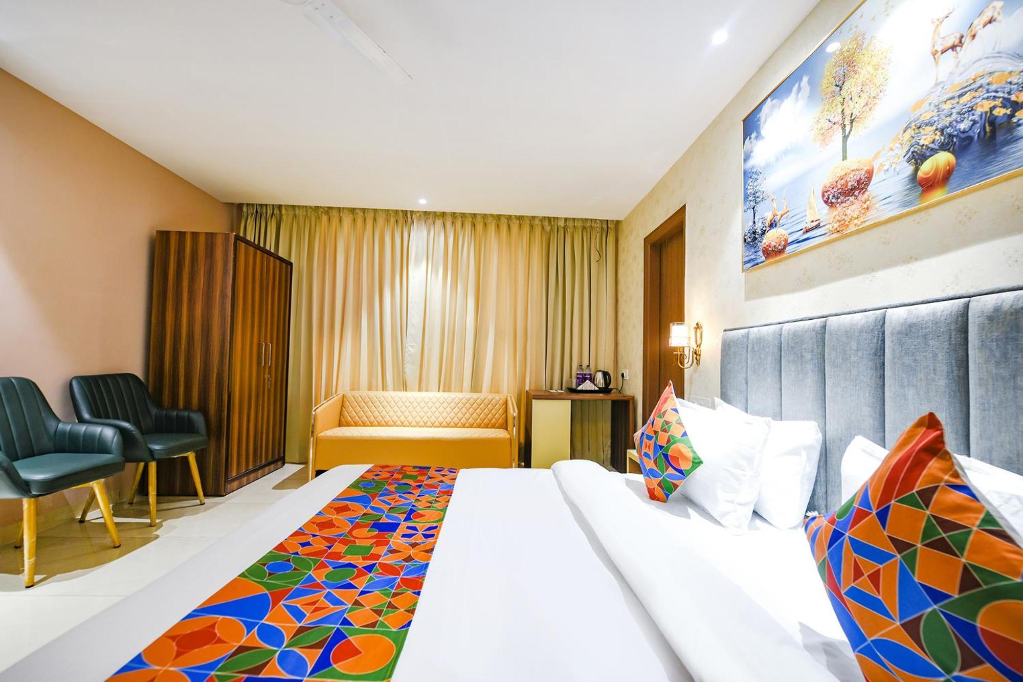 Fabhotel Supreme Suites Ludhiana Buitenkant foto